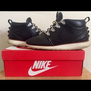 Nike Roshe Run SneakerBoot